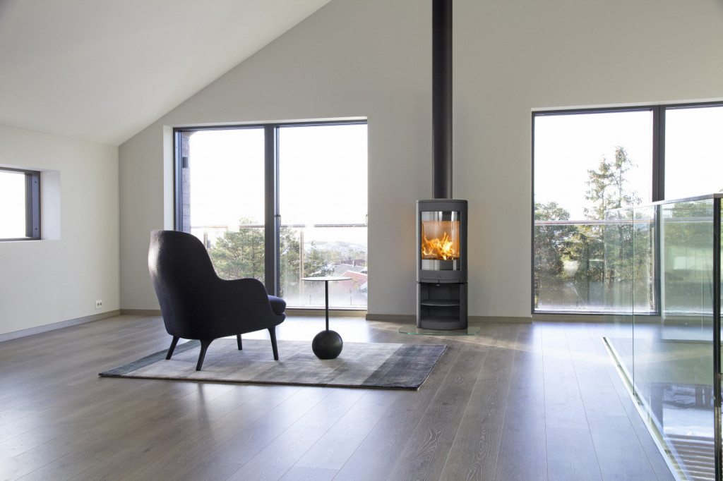 JOTUL F 371v2 Advance BP černý lak