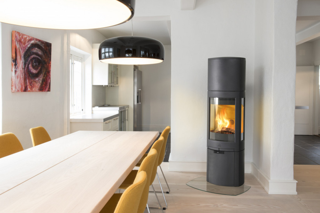 JOTUL F 378v2 Advance HT BP černý lak